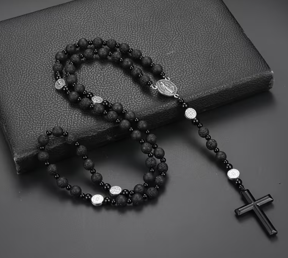 Halskette - "Noir Devotion"